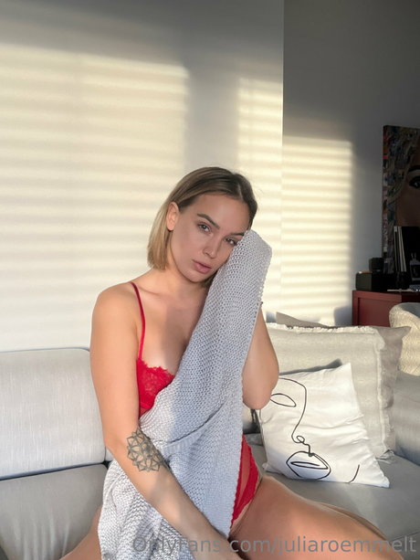 熟女のおっぱいオンリーファンズ ホット アーカイブ