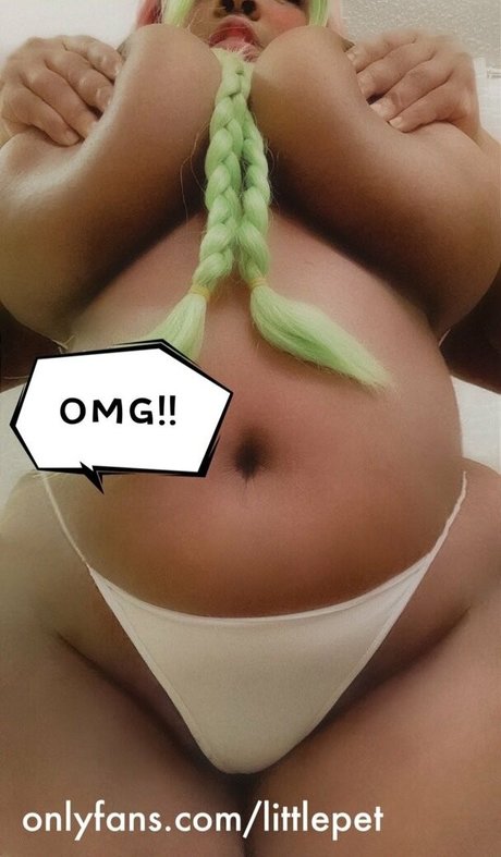 littlepet 美しいモデル 写真