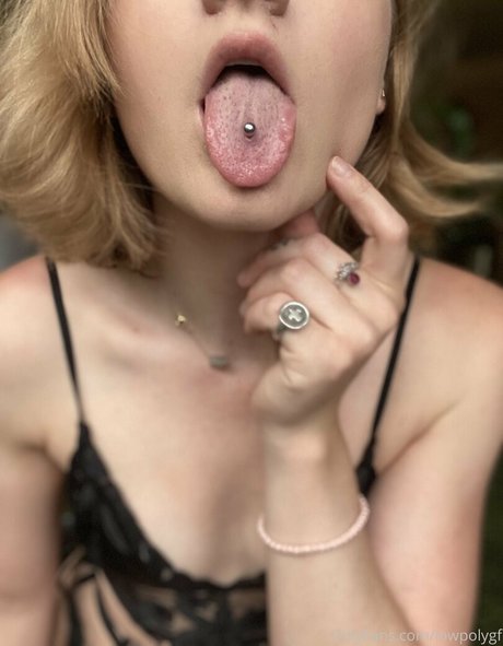 lowpolygf かわいいポルノスター 写真