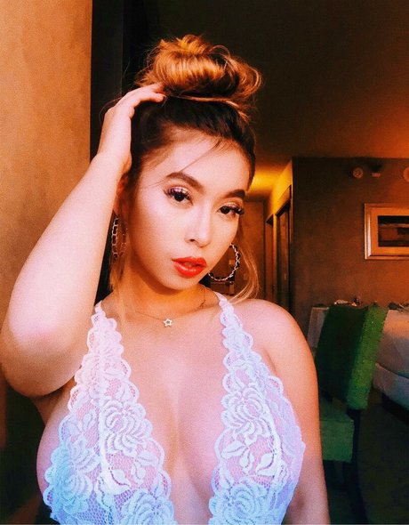 Thestarvasquez ポルノモデル 画像