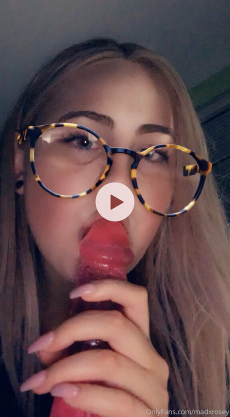 madxrosey 美しいモデル 画像