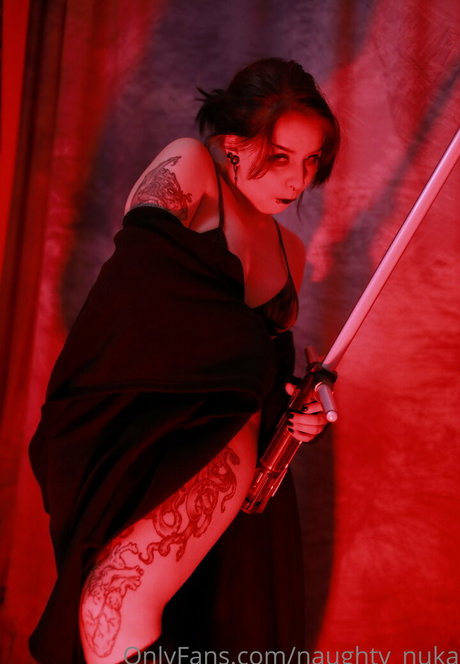 赤毛の痩せたオンリーファンズ 美しいポルノ 画像