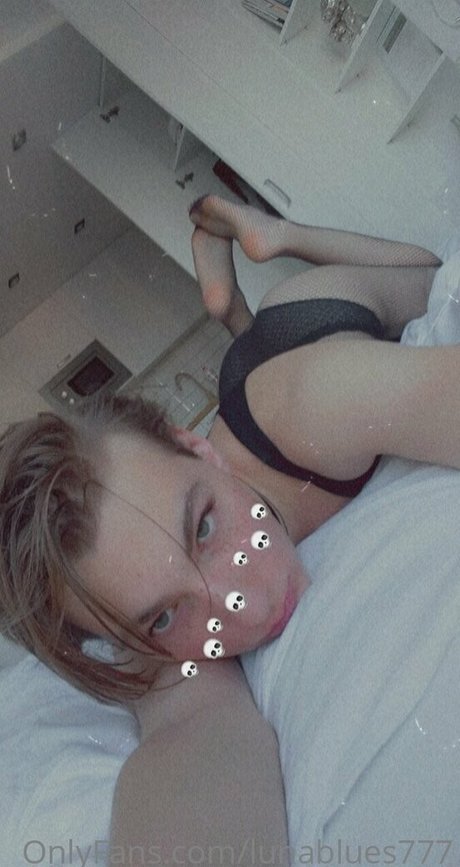 lunablues777 セクシーモデル 写真