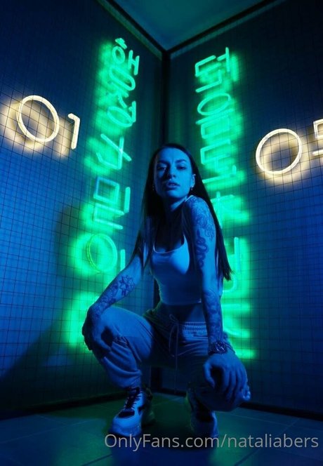 nataliabers かわいいポルノスター ギャラリー