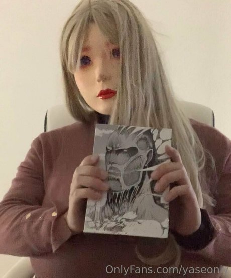 黒檀の指入れオンリーファンズ アートヌード 写真