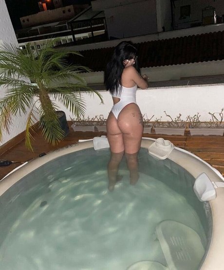 Vitoria Bornoll ポルノスター ギャラリー