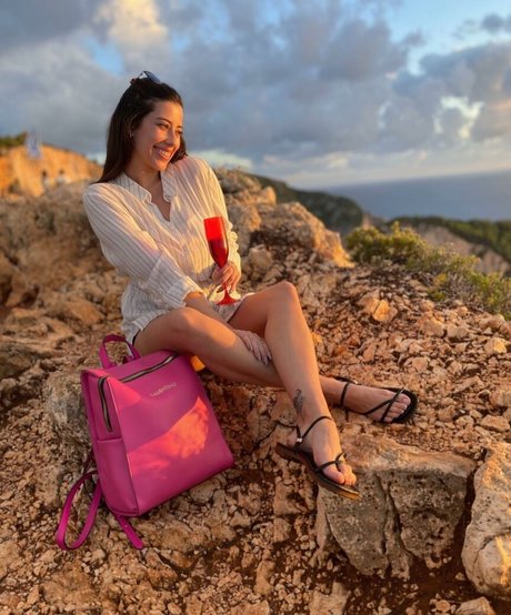 Anah Elisa ポルノスター 独占 ギャラリー