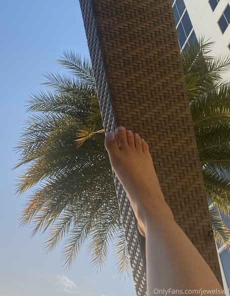 BBCアナルオンリーファンズ えろ 画像