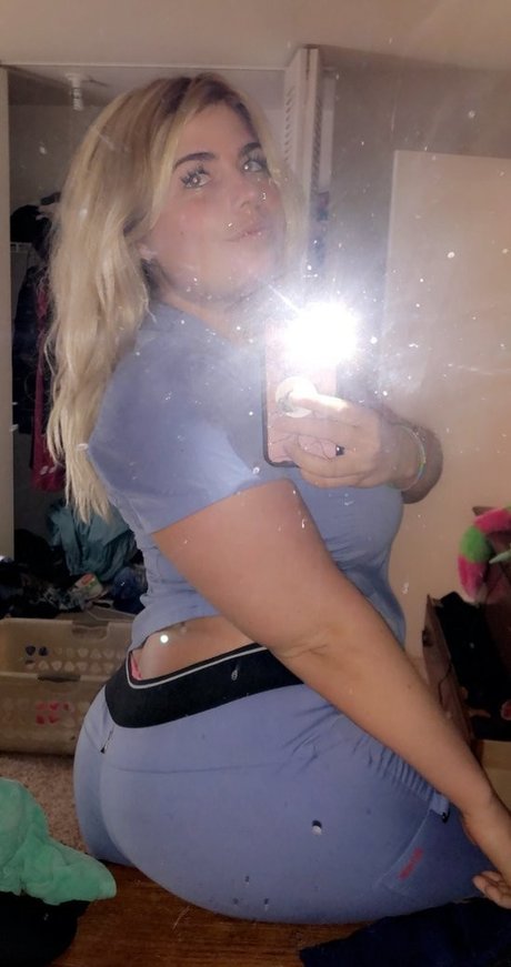 Comewatchkitty ヌードモデル 写真