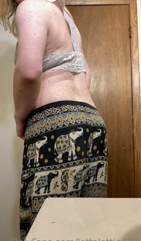 lottalottie420 トップポルノスター 画像