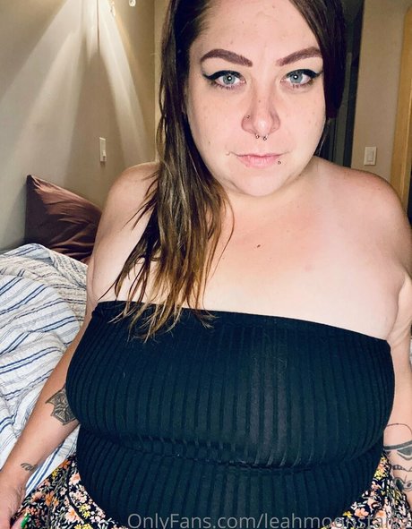 leahmoonstarzz ポルノスター ホット 写真