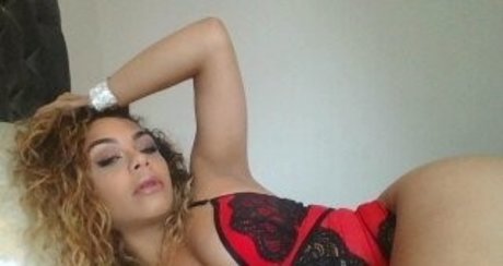 フィットネスベイビーオンリーファンズ 無料エロ 写真