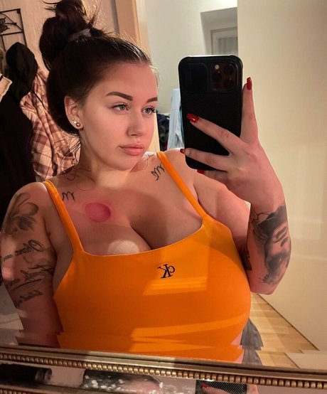 マッサージセラピストオンリーファンズ ホットセックス 写真