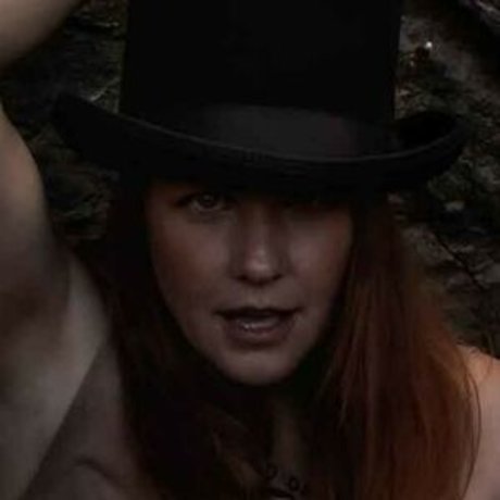 角質の女の子オンリーファンズ セクシー 写真