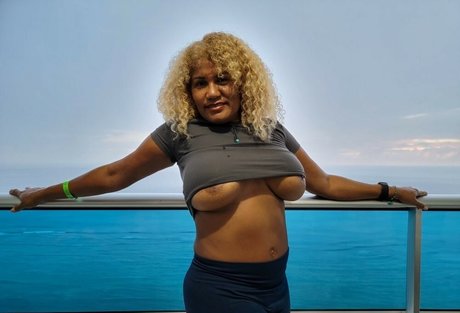 Mango Maddy ヌードスター 画像