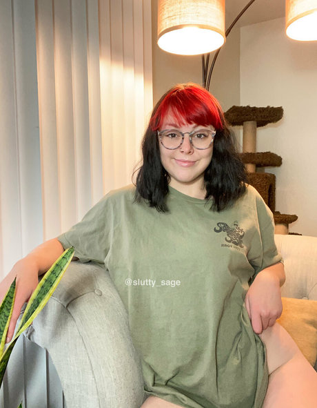 ベビーシッターオンリーファンズ 無料セックス 写真