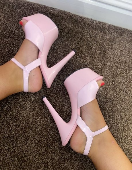 naughtybitchhh8 セックスモデル ギャラリー