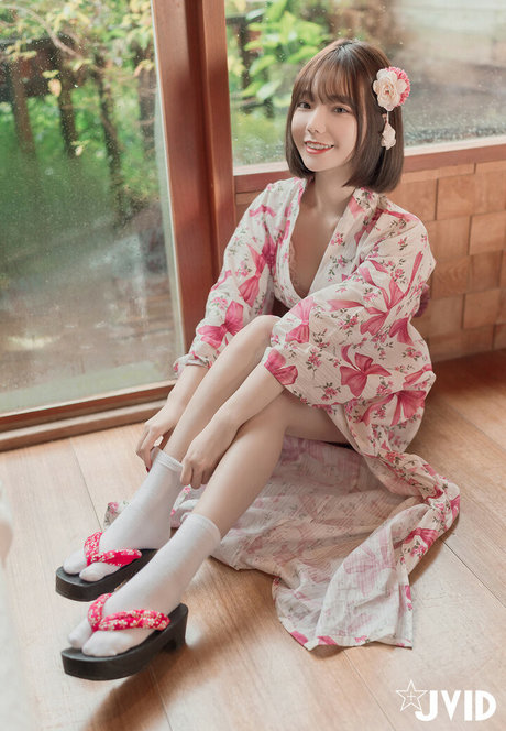 Chuchu0526 セックススター 写真