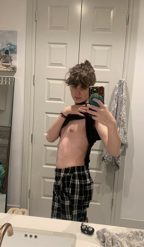 Newdle Head Bella 高品質モデル 写真