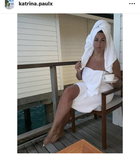 Katrina Louise Paul ポルノスター セクシー 写真