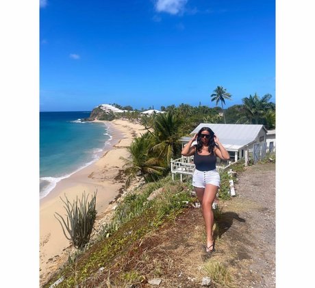 Katrina Louise Paul ポルノスター 画像