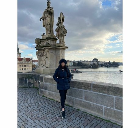 Katrina Louise Paul アートスター ギャラリー