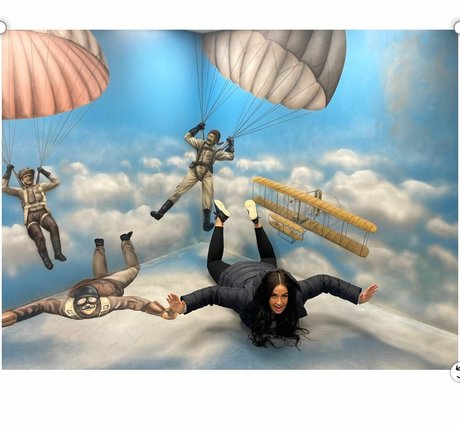 Katrina Louise Paul スター xxx 画像