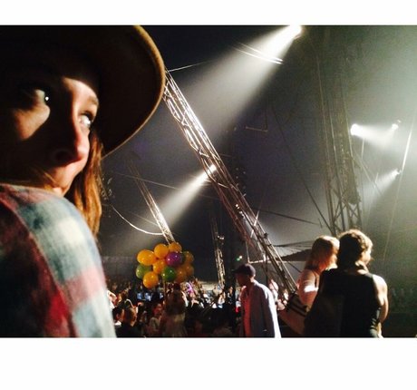 Mekenna Melvin 完璧なモデル 写真