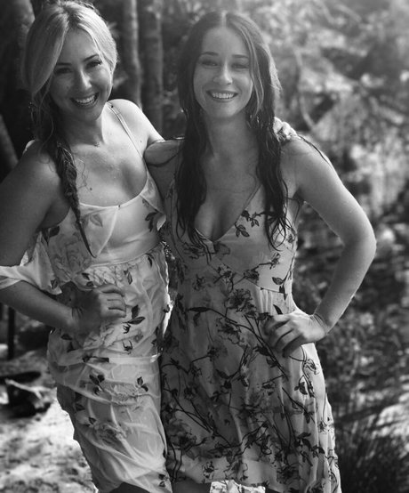 Mekenna Melvin セックスモデル ギャラリー