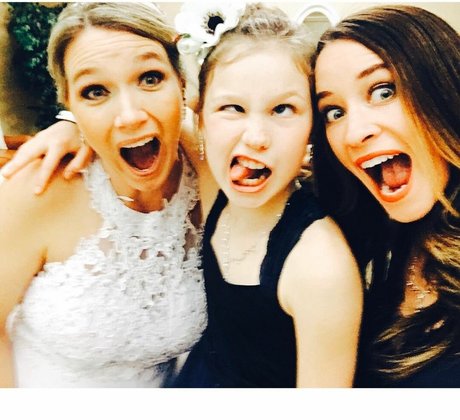 Mekenna Melvin 裸の女優 画像