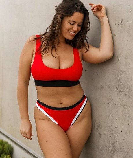 軍事オンリーファンズ セクシーヌード ギャラリー