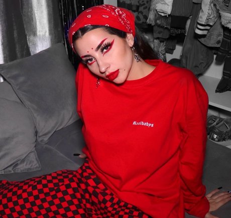 Vai Monroe かわいいスター 画像