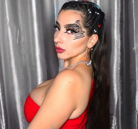 アマチュアブロンドオンリーファンズ 美しいポルノ 写真