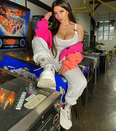 熟女のおっぱいオンリーファンズ えろ ギャラリー