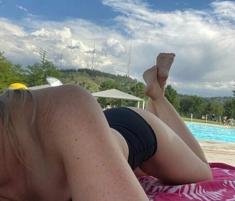 nxtdoormlffeet ホット女優 画像