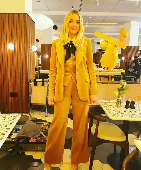 Lauren Laverne かわいいスター ギャラリー