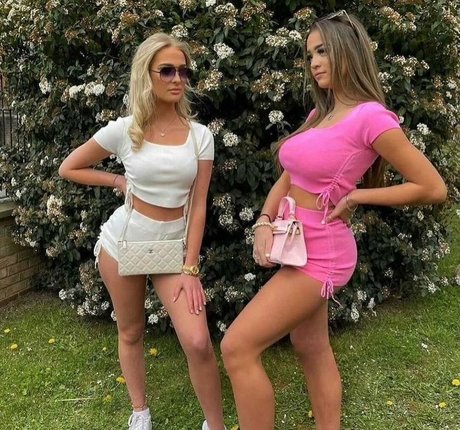 Camille Kathleen Bennetton 無料女優 写真