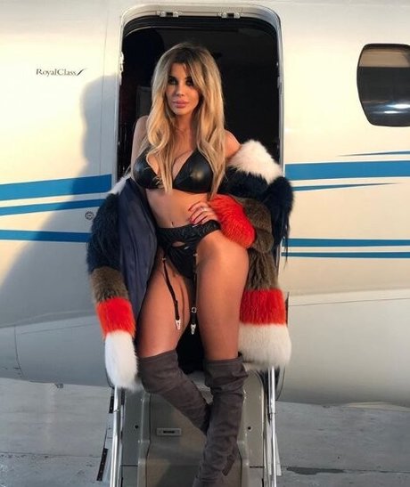 Charlotte Caniggia 完璧なポルノスター 画像