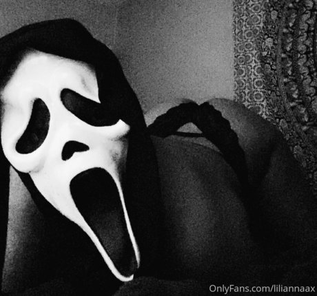 lliliannaax ヌードモデル 画像