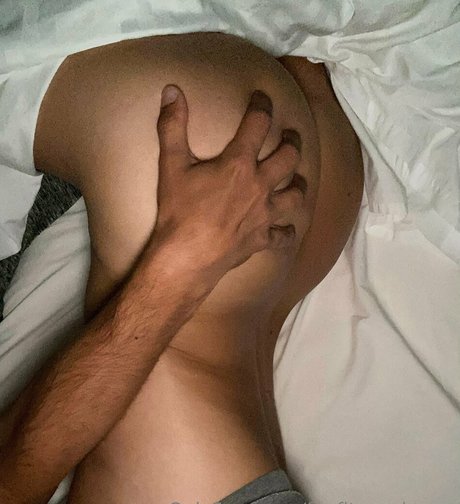 巨尻オンリーファン ホットヌード 写真