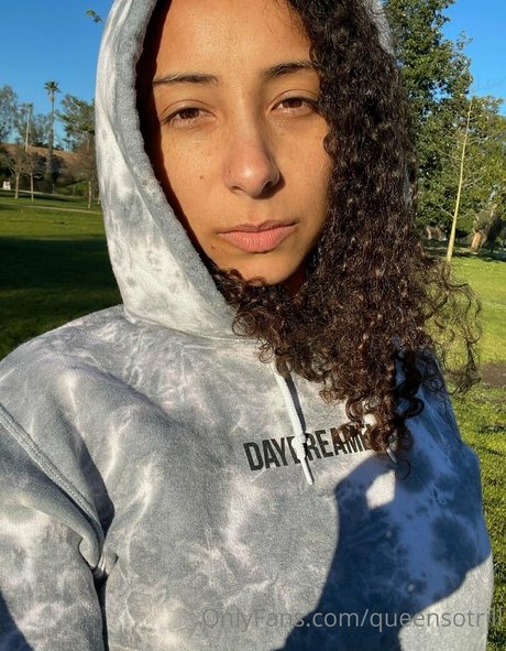 おばあちゃんの熟女オンリーファンズ アートポルノ 写真