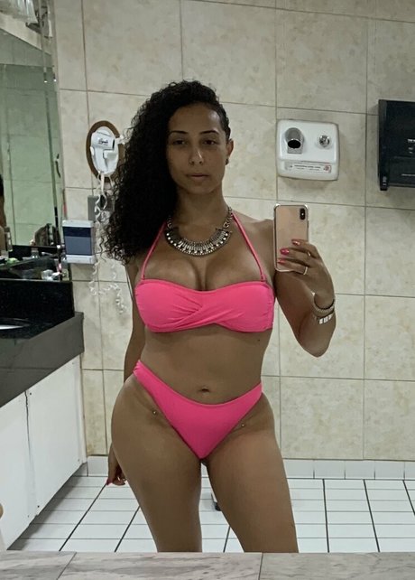 QueenSoTrill エロティックなスター 写真