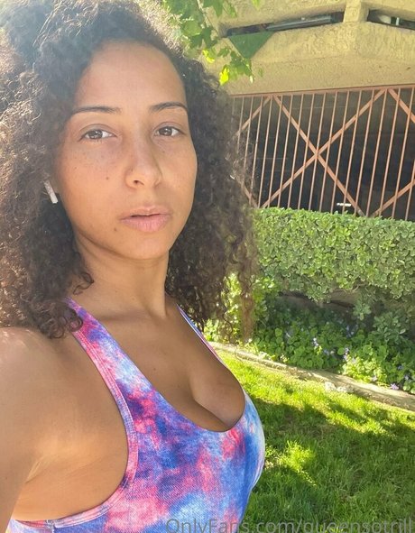 フラットオンリーファン セクシー裸 写真