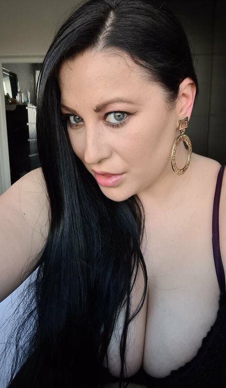 larajadedeene ポルノ女優 写真