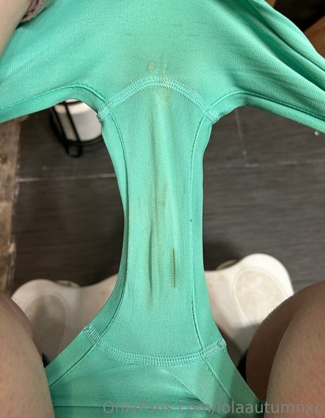 lolaautumnxo ポルノスター ヌード アーカイブ