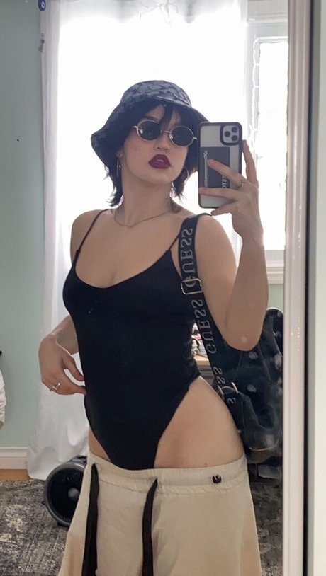 ティーンウェブカメラオンリーファンズ アダルト無料 写真