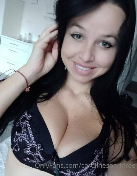 carolinesparkfree 完璧なスター ギャラリー