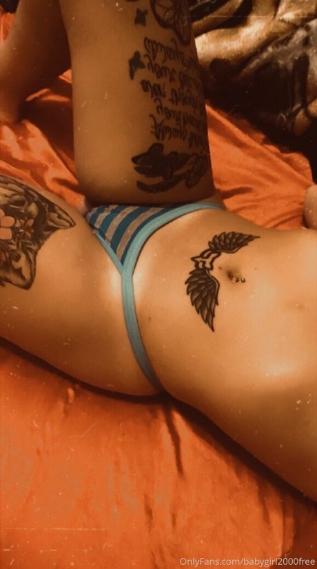 アナルファックオンリーファンズ セックス ギャラリー