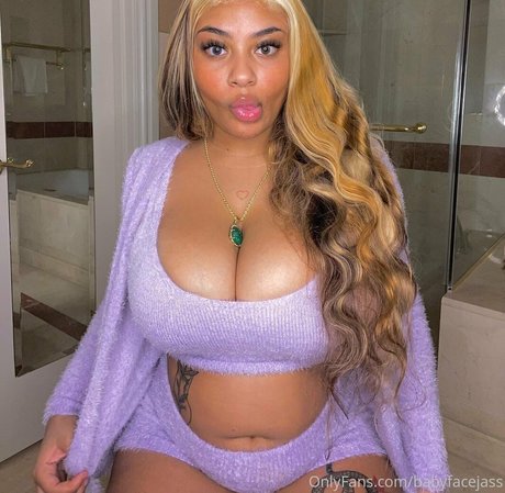 jjuicyjaz トップスター 写真