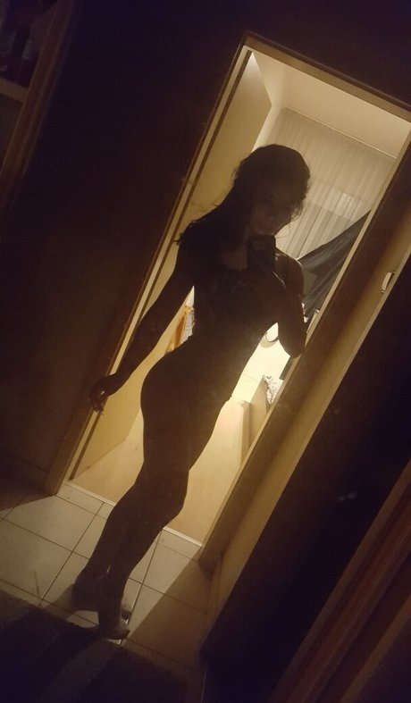 miracuckold 裸のスター 画像